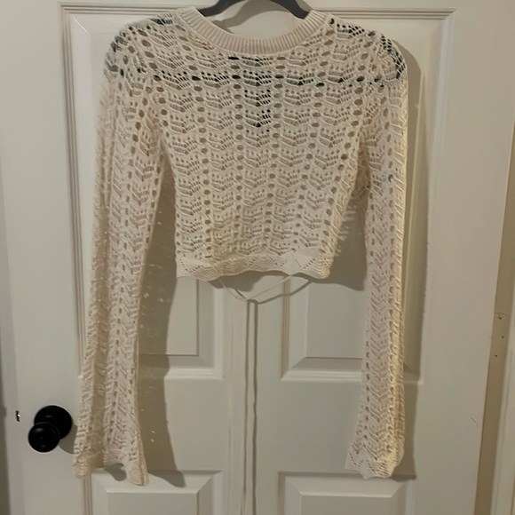 Bohemian open back crochet top - Picture 1 of 6